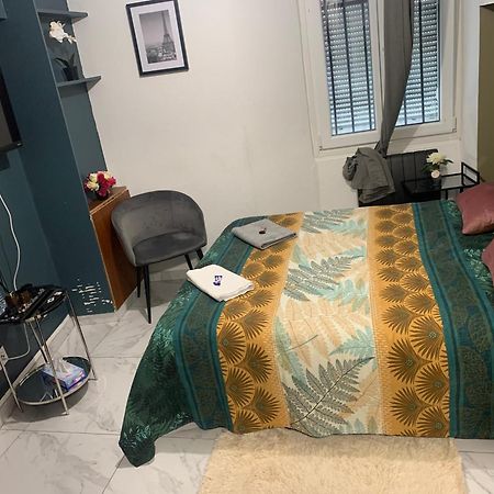 Appartement Charmant Studio Dans Maison à Sarcelles Extérieur photo