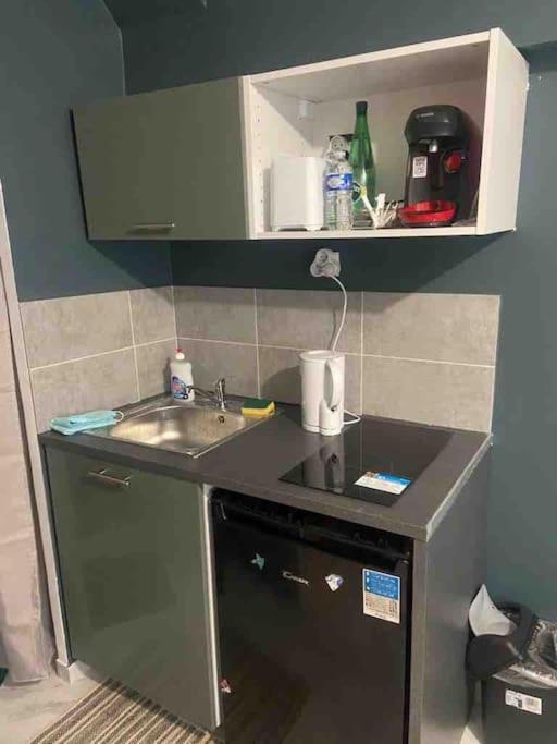 Appartement Charmant Studio Dans Maison à Sarcelles Extérieur photo